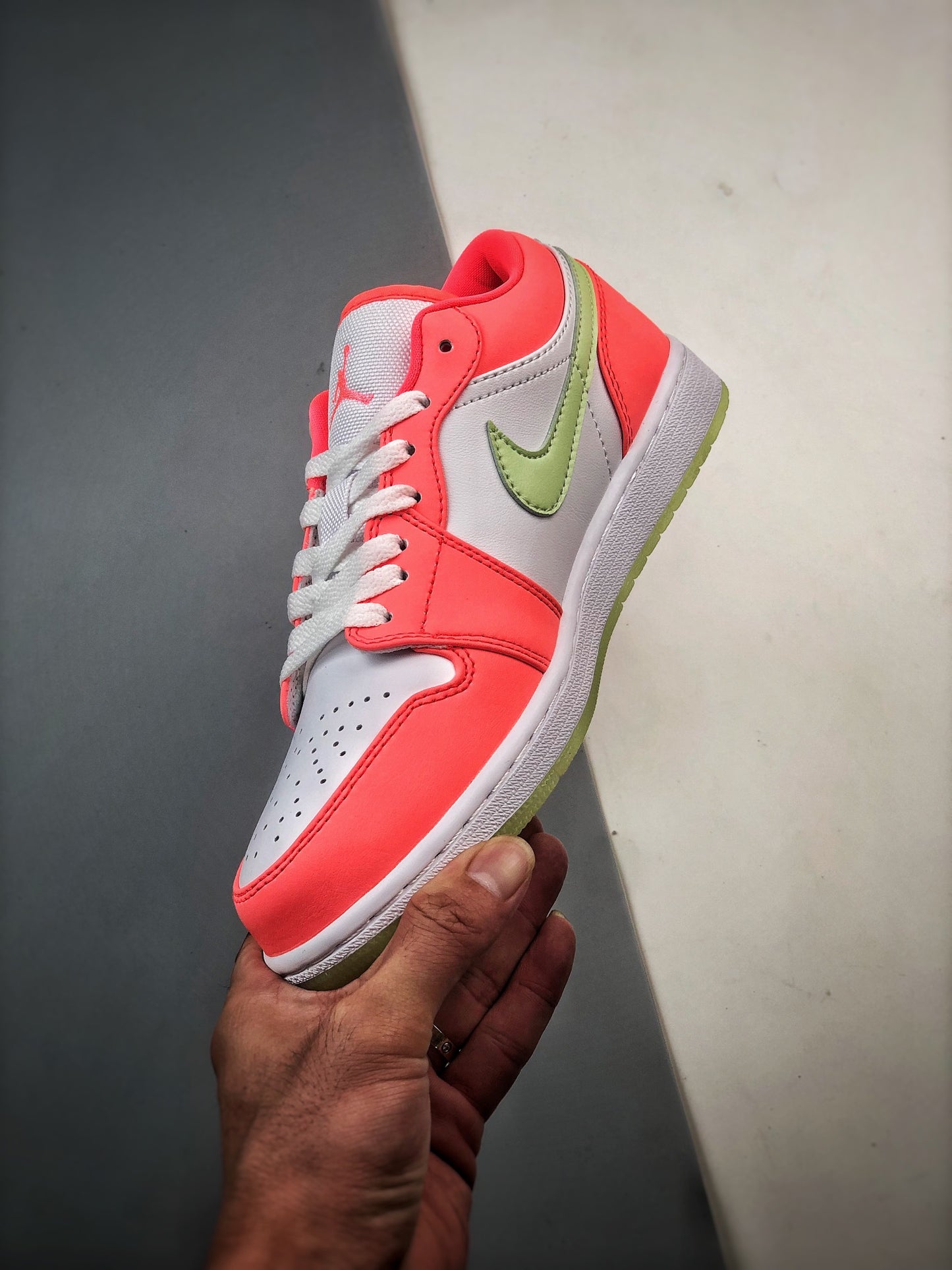 Air Jordan 1 Low SE "Lava Glow"