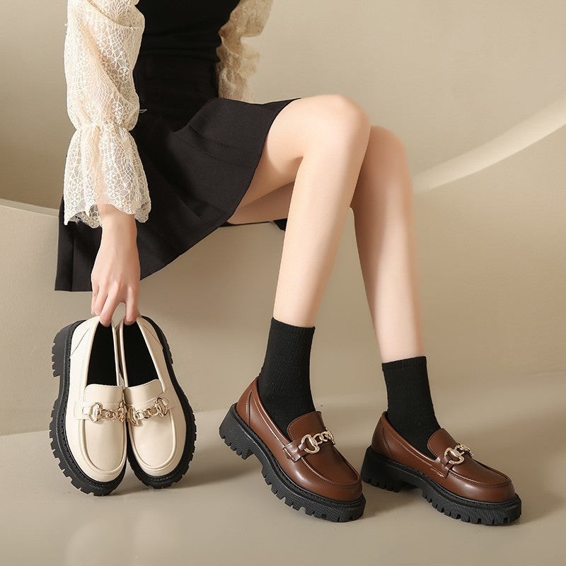 Versatile Fashion Retro Shoes