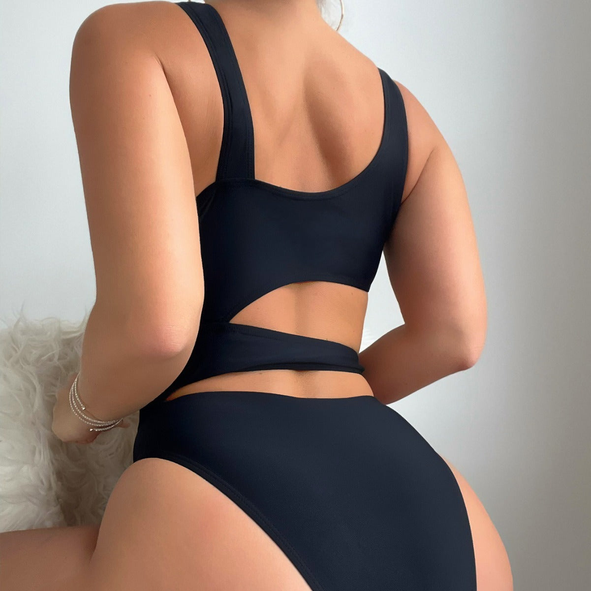 New Solid Color Hollow High Cut Sexy Siamese Swimsuit