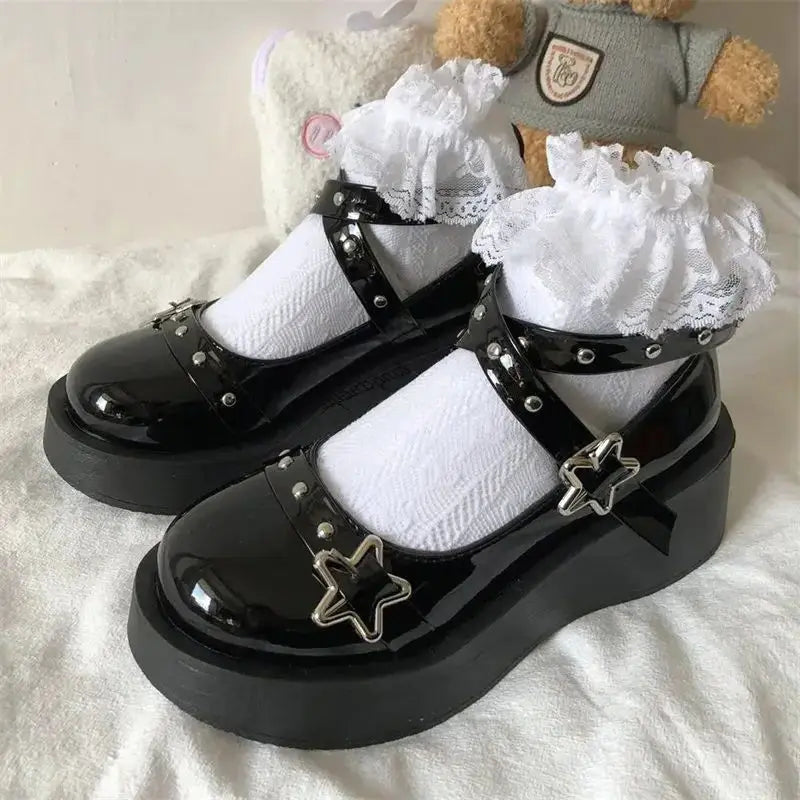 Lolita Shoes Women Heels Platform Mary Janes Star Buckle Strap Mary Janes Female Cross-tied Girls Rivet Casual Kawaii Shoes